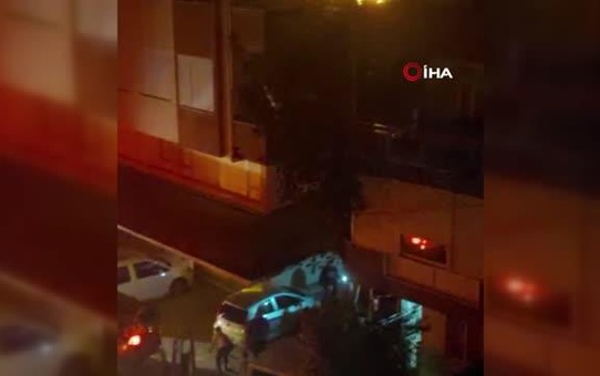 Son dakika haber | Apartmanda çıkan yangında mutfak küle döndü