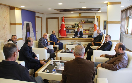 MHP heyeti 'Adım Adım 2023, İl İl Anadolu' programı kapsamında Havza'da muhtarlarla buluştu