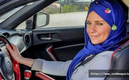 Tesettürü çıkarmıştı... Son hali gündem oldu