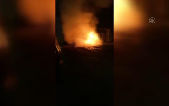 Almanya'da DİTİB'e bağlı camiye ait park yerinde kundaklanan araç - Türkiye'nin Essen Başkonsolosu Şener Cebeci