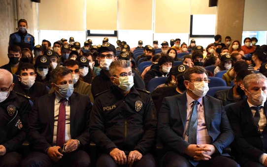 Şişli'de özel eğitimli çocuklardan resim sergisi