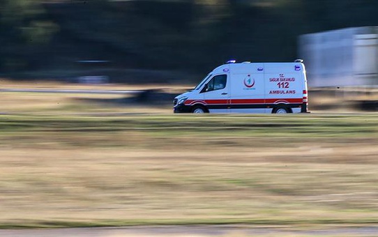 Ailesi ile yemek yediği sırada fenalaşan 7 yaşındaki çocuk yaşamını yitirdi