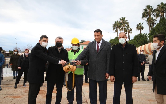 'Kaş'ın Kahramanları Anıtı'nın temeli atıldı