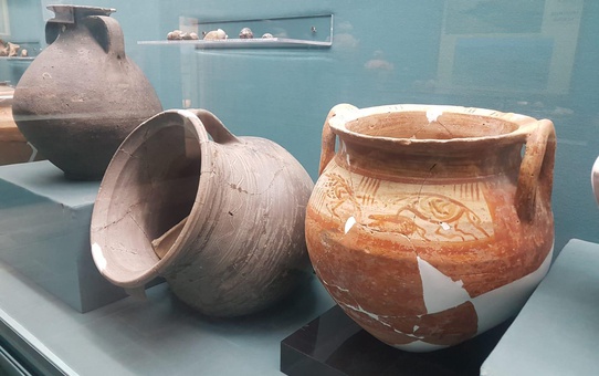 Kütahya'da 28 yıl önce çıkarılan Frig çömleğinin diğer parçası da bulundu