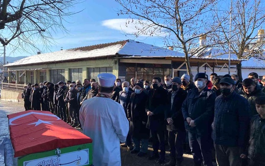 Kıbrıs gazisi Ali Pektaş toprağa verildi