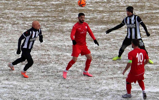TFF 2. Lig: Sivas Belediyespor: 1 Etimesgut Belediyespor: 1