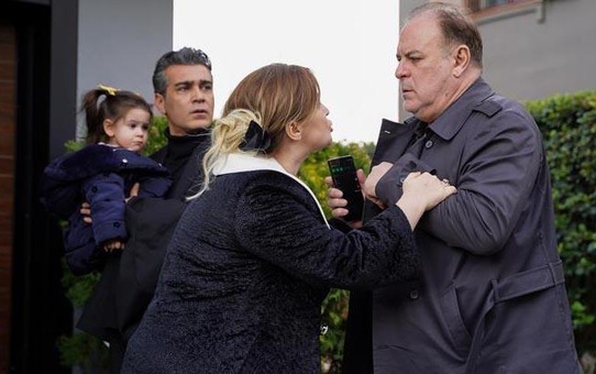 Sadakatsiz'de peş peşe ayrılıklar! Ali İl ve Yeliz Kuvancı'dan sonra Burak Sergen de kadrodan çıkıyor
