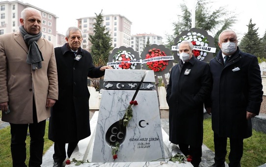 Ozan Arif, vefatının 3. yılında anıldı