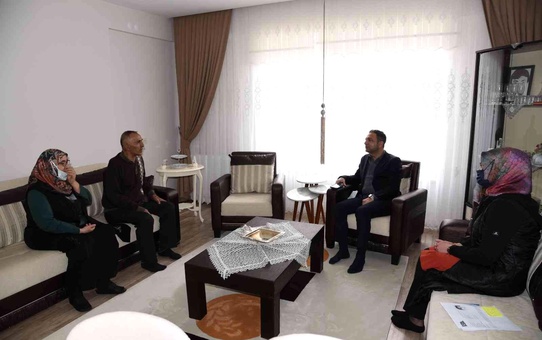 Kaymakam Aslan'dan şehit ailelerine ziyaret