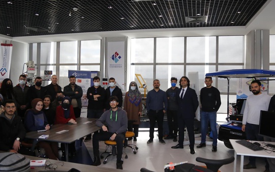 Otonom araç yazılım ve teknolojileri eğitimi HKÜ'de yapıldı