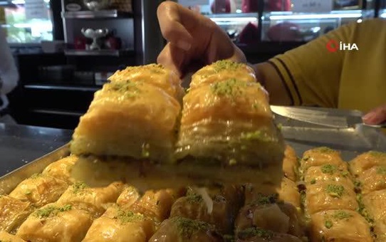 Tatlıcılarda bayram telaşı başladı