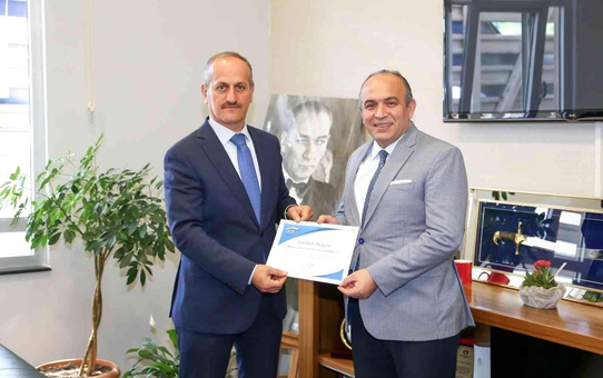 SGK'dan en yüksek prim ödeyen hastaneye teşekkür belgesi