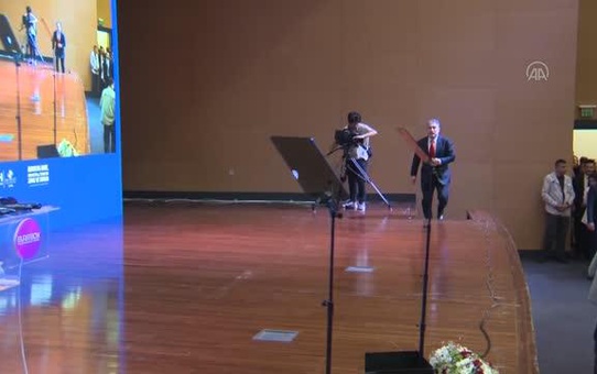 Mimar ve Mühendisler Grubu Genel Başkanı Şen, Bilişim Vadisi'nde konuştu