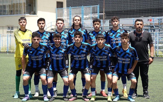 Kayseri 1.Amatör Küme D Grubu: Erkiletspor: 2 Kafkasspor: 2