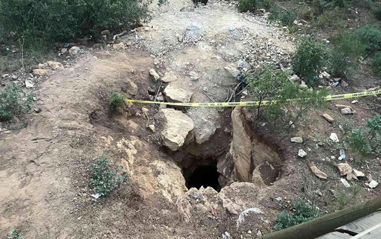 Define aramak için kuyu kazan adam, çukura düşerek hayatını kaybetti