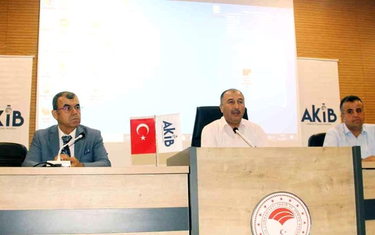 Akdenizli ihracatçılar zirai ilaç sorununa çözüm arıyor