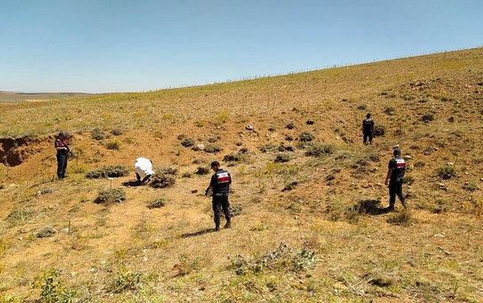 Arazi kavgasında hayatını kaybeden 3 kişi toprağa verildi