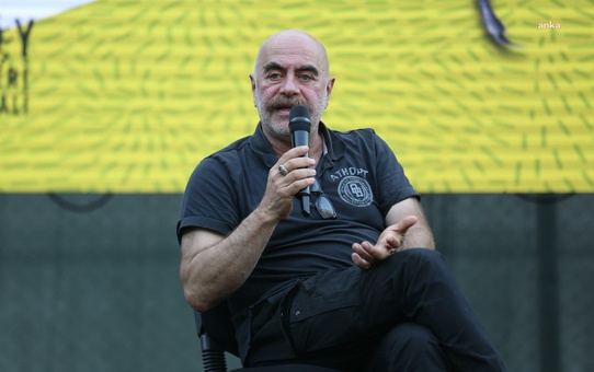 Bursa haberi... Nilüfer Belediyesi'nin Çalı Köy Filmleri Festivali'nde Ezel Akay Rüzgarı