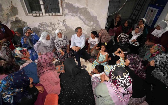 Kılınç, Bahçecik Mahallesindeki kadınlarla bir araya geldi