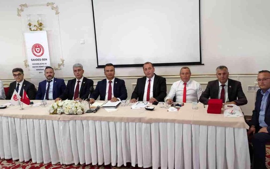 SAVDES-SEN devlet memurlarına sendika faaliyetleriyle ilgili bilgi verdi