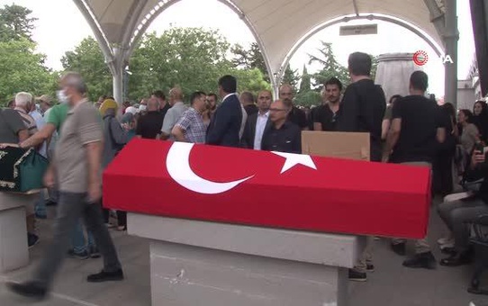 Ressam Prof. Dr. Adnan Çoker son yolculuğuna uğurlandı