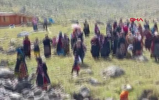 DİDİNGOLA EĞRİSU YAYLA ŞENLİĞİ'NDE RENKLİ GÖRÜNTÜLER