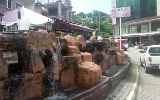 Kemalpaşalılar, İlçelerine Hastane Yapılmamasına Tepki Gösterdi