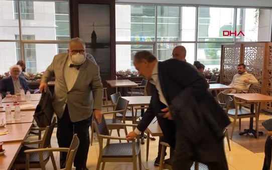 PROF. DR. CELAL ŞENGÖR ADLİYEYE GELDİ