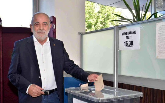 ETSO'da Paksoy güven tazeledi