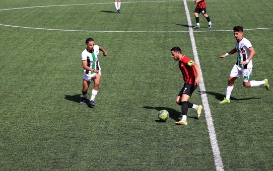 Son dakika haber... Sarayköyspor evinde farklı kazandı