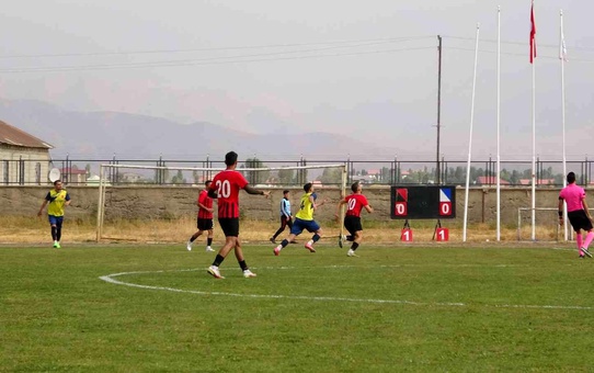 Hakkari spor haberleri... Yüksekova Belediye Spor: 1 -Bitlis Özgüzeldere Spor: 1