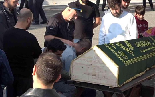 Pendik'te eşi tarafından öldürülen kadın toprağa verildi