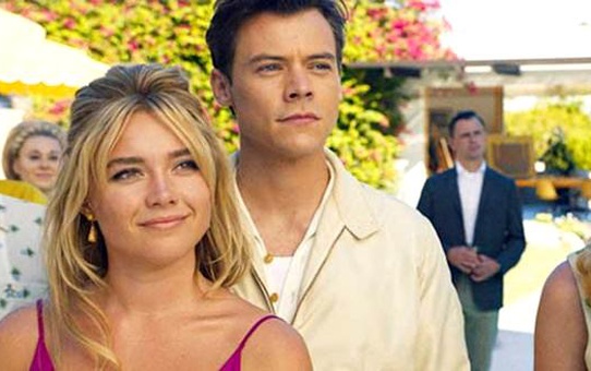 Dünyaca ünlü şarkıcı Harry Styles hakkında çok konuşulacak iddia: Sette gizlice öpüştüler