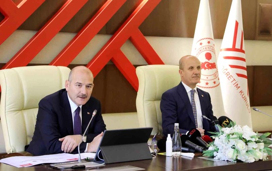 YÖK Başkanı Özvar: '(KPSS soruşturması) Normal hukuk işleyişi içerisinde devam ediyor'