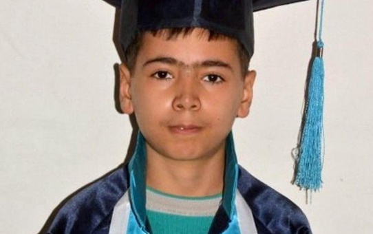 Okula giderken kamyonetin çarptığı Enes, toprağa verildi