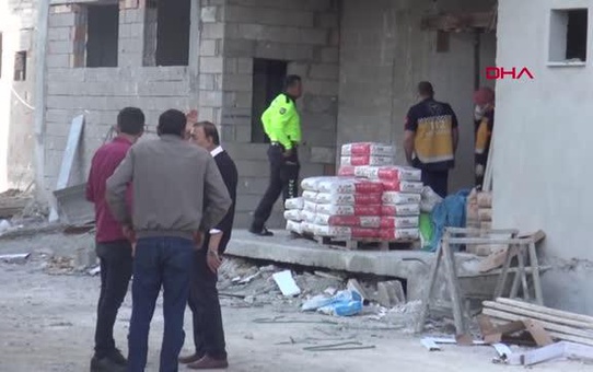 ASANSÖR BOŞLUĞUNA DÜŞEN FAYANS USTASI ÖLDÜ