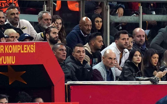 Faryd Mondragon ile Fernando Muslera maçı beraber izledi