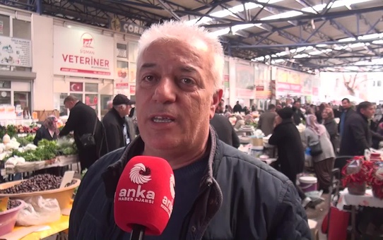 Sinoplu Kestane Satıcısı: 'Geçen Sene 5 Kilo, 10 Kilo; Çuvalla Satıyorduk. Bu Sene Yarım Kilo, 1 Kilo Satıyoruz'