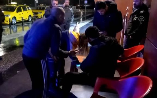 Bıçaklanarak gasbedilen kişi yaralandı