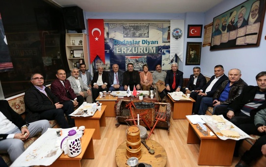 Derince'de Herfene Gecesi