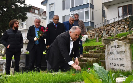 Sanatçı Kamil Sönmez Ordu'daki mezarı başında anıldı