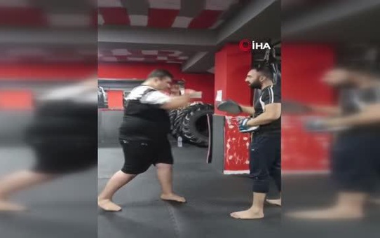 Askere gidebilmek için 4 ayda 57 kilo verdi