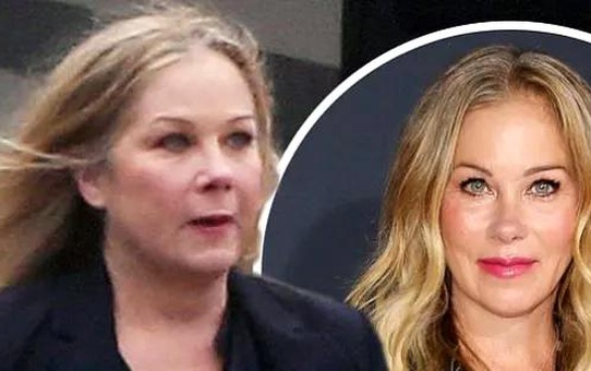 Christina Applegate... 'BEN ARTIK BİR ENGELLİYİM'!..