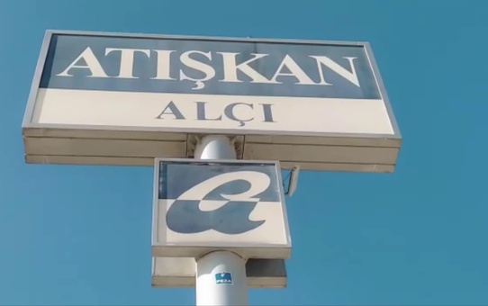İşveren Grev Çadırının Elektriğini Kesti, İşçiler Çadıra Soba Kurdu: 'Bireysel Teklifleri Kabul Etmediğimiz İçin Patron Suyumuzu, Elektriğimizi Kesti'