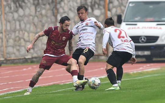 İnegölspor-Anagold Erzincanspor: 1-1