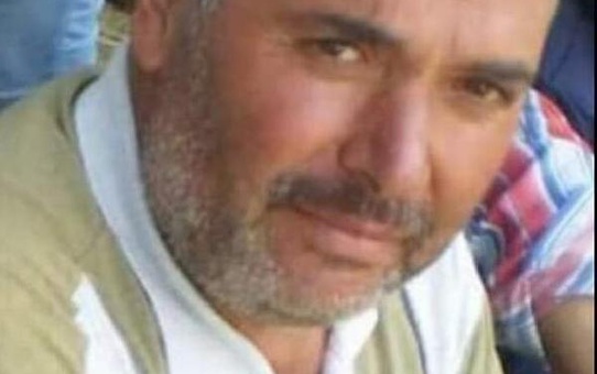 Budamak için çıktığı ağaçtan düşerek öldü