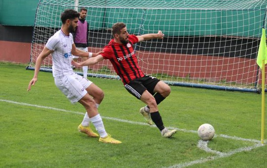 Karbel Karaköprüspor - Yomra spor: 1-1
