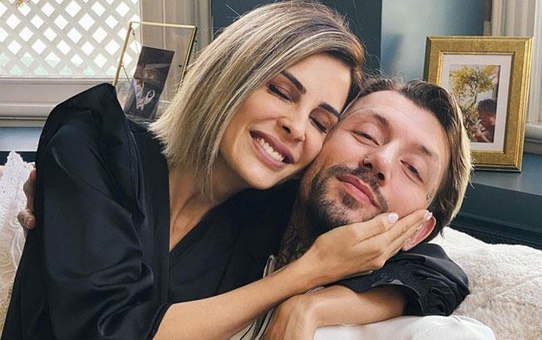 7 yıllık evliliğinde kriz büyük! Eylül Öztürk, ayrılık iddialarını reddetti: Kurtarmaya çalışıyoruz
