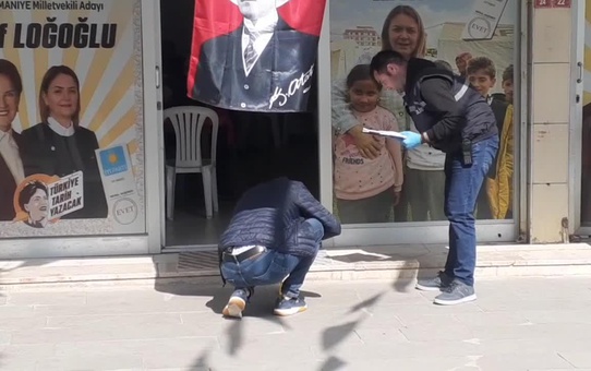 İYİ Parti seçim bürosu önünde boş kovan bulundu