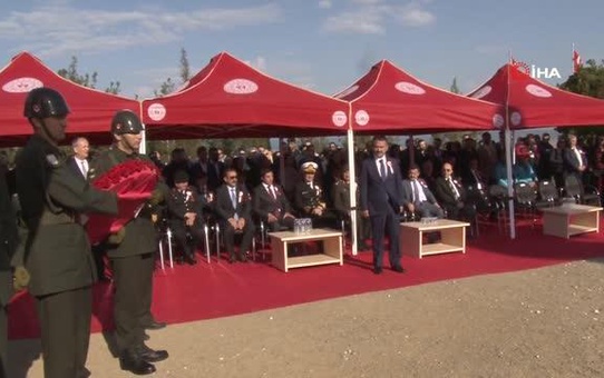 Çanakkale'de 57nci Alay Sancağı devir teslim töreni yapıldı